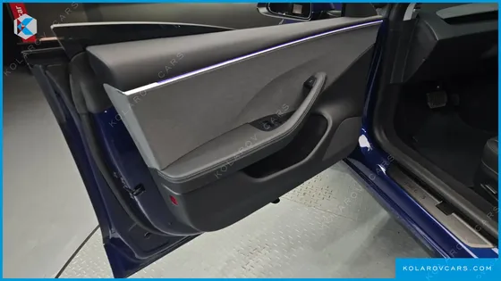 TESLA MODEL 3 RWD