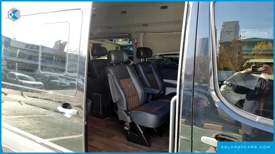 HYUNDAI SOLATI 11-SEATER