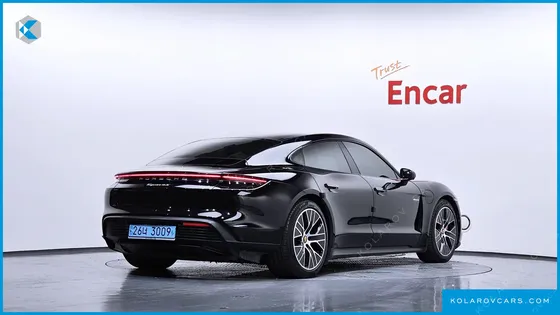 PORSCHE TAYCAN 4S