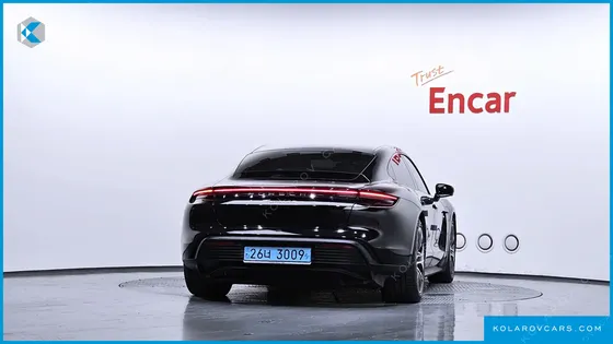 PORSCHE TAYCAN 4S