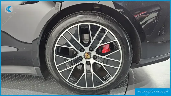 PORSCHE TAYCAN 4S