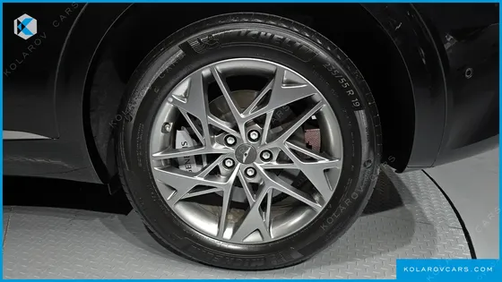 GENESIS GV70 2.5T GASOLINE 2WD