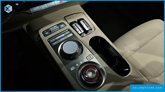 GENESIS GV70 2.5T GASOLINE 2WD