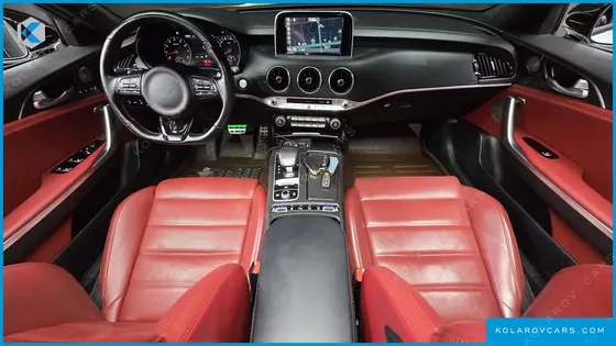 KIA STINGER 3.3 TURBO 2WD