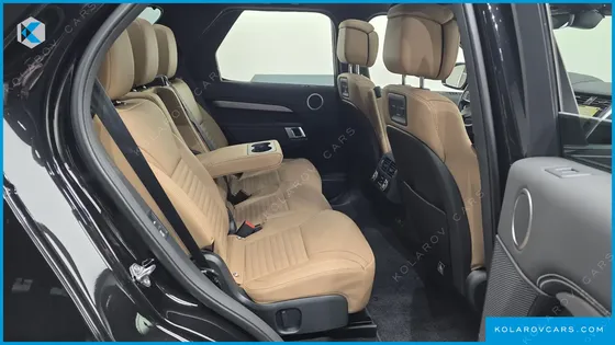 LAND ROVER DISCOVERY D300 DYNAMIC HSE