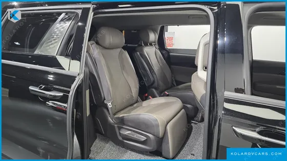 KIA CARNIVAL GASOLINE 7-SEATER SIGNATURE
