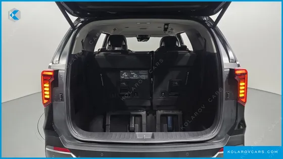 KIA CARNIVAL GASOLINE 7-SEATER SIGNATURE