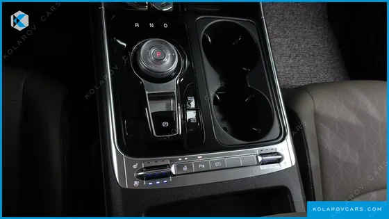 KIA CARNIVAL HEV 9SEATER NOBLESS