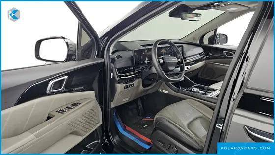 KIA CARNIVAL 7-SEATER GRAVITY
