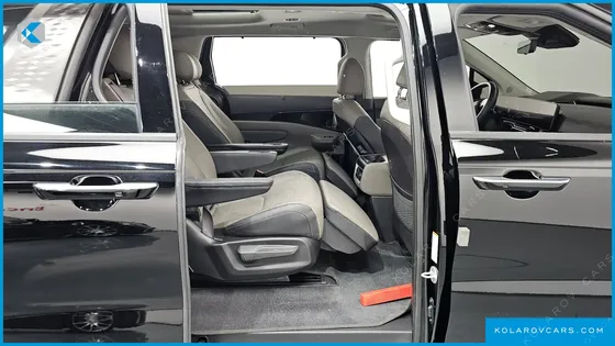 KIA CARNIVAL 7-SEATER GRAVITY