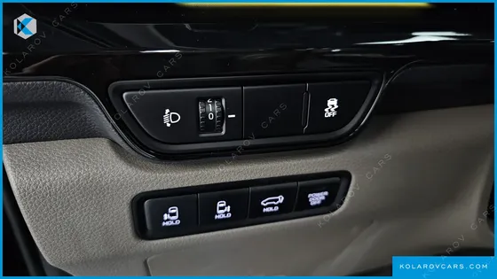 KIA CARNIVAL 7-SEATER GRAVITY