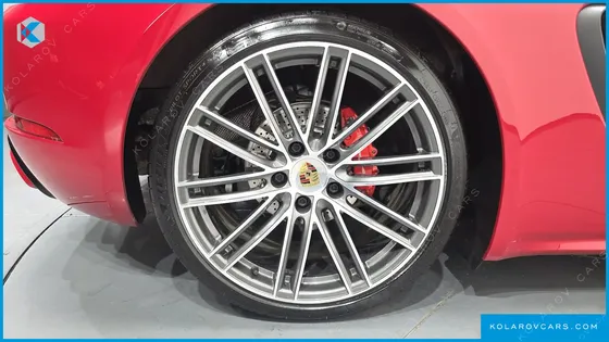 PORSCHE 718 2.5 GTS