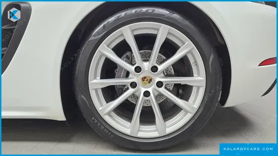 PORSCHE 718 2.0