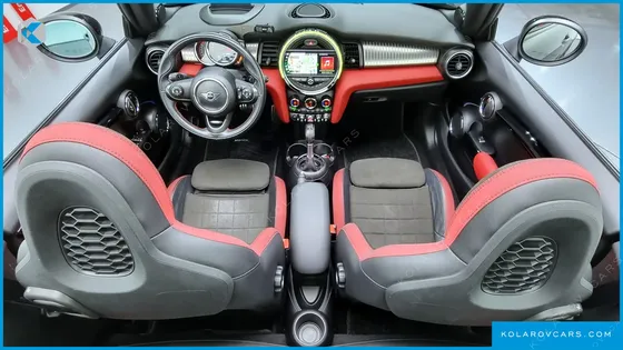 MINI COOPER CONVERTIBLE JCW