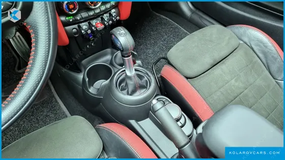 MINI COOPER CONVERTIBLE JCW