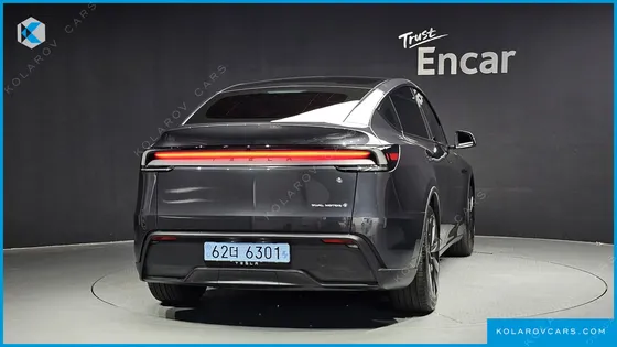 TESLA MODEL Y LONG RANGE AWD