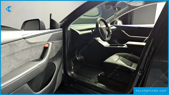 TESLA MODEL Y LONG RANGE AWD