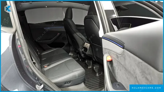 TESLA MODEL Y LONG RANGE AWD