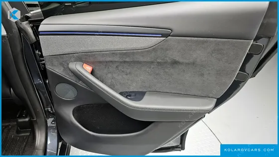 TESLA MODEL Y LONG RANGE AWD