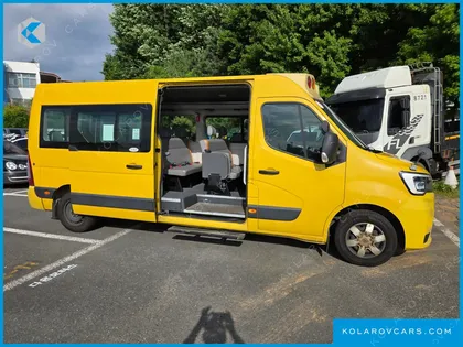RENAULT KOREA MASTER SCHOOL BUS