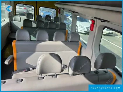 RENAULT KOREA MASTER SCHOOL BUS