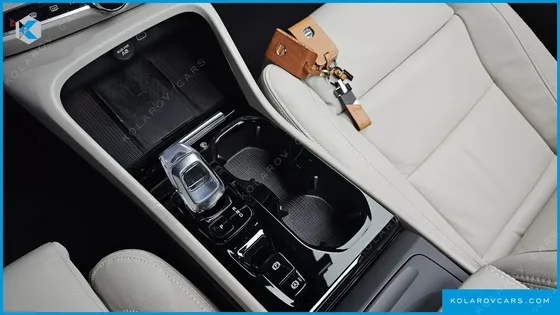 VOLVO XC40 B4 ULTIMATE BRIGHT