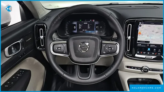 VOLVO XC40 B4 ULTIMATE BRIGHT