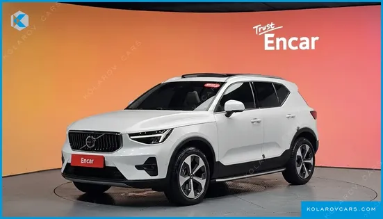 VOLVO XC40 B4 ULTIMATE BRIGHT