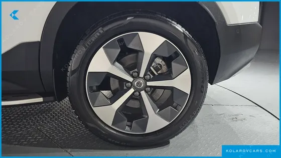 VOLVO XC40 B4 ULTIMATE BRIGHT