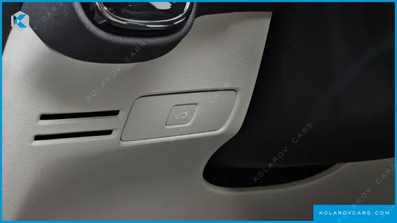 VOLVO XC40 B4 ULTRA BRIGHT