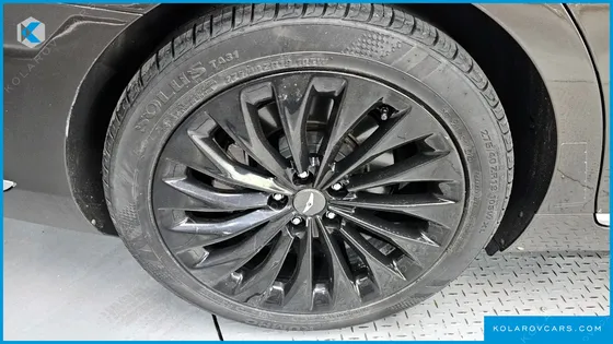 GENESIS EQ900 3.8 GDI AWD