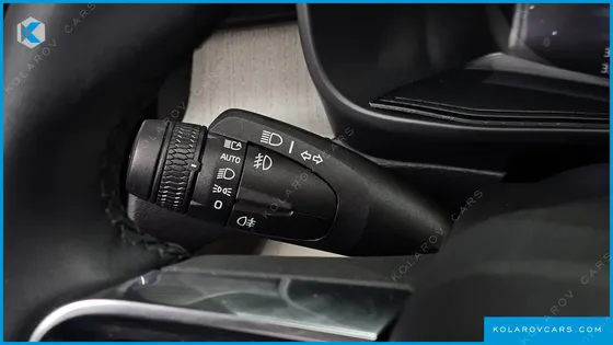 VOLVO XC40 B4 ULTIMATE BRIGHT
