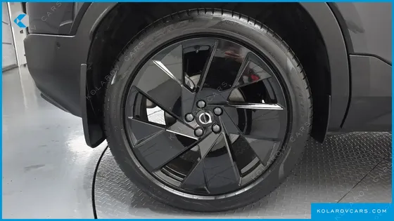 VOLVO XC40 B4 BLACK EDITION