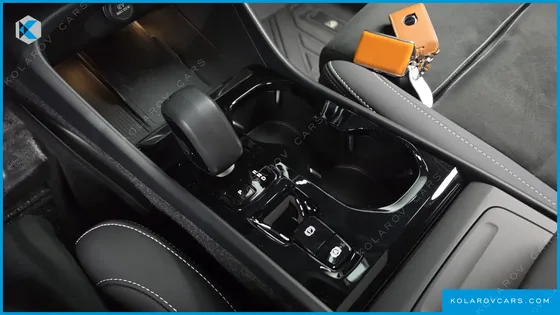 VOLVO XC40 B4 BLACK EDITION