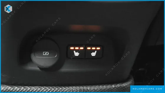 VOLVO XC40 B4 BLACK EDITION