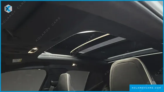 VOLVO XC40 B4 R-DESIGN