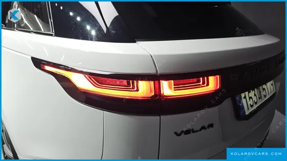 LAND ROVER RANGE ROVER VELAR 3.0 P400 R-DYNAMIC SE