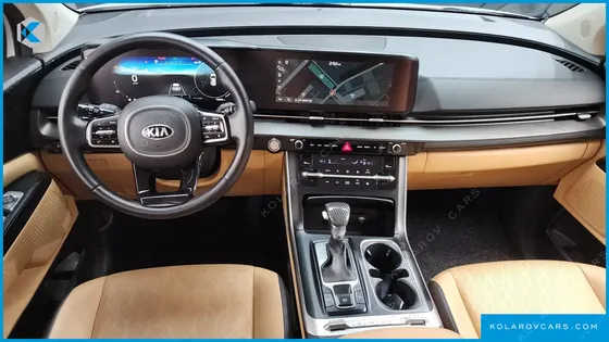 KIA CARNIVAL 9-SEATER PRESTIGE