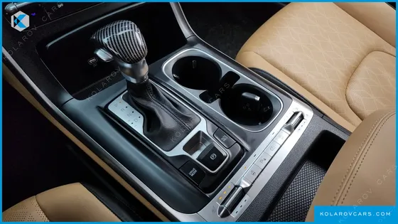 KIA CARNIVAL 9-SEATER PRESTIGE