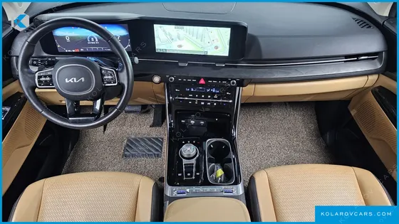 KIA CARNIVAL 7-SEATER SIGNATURE