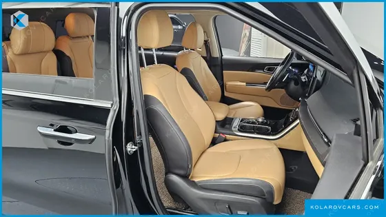 KIA CARNIVAL 7-SEATER SIGNATURE