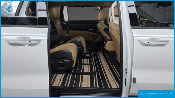 KIA CARNIVAL 7-SEATER SIGNATURE