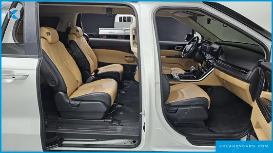 KIA CARNIVAL 9-SEATER PRESTIGE