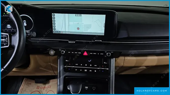 KIA CARNIVAL 9-SEATER PRESTIGE