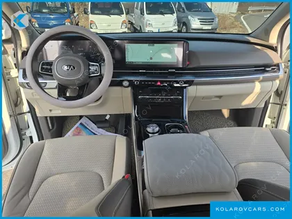 KIA CARNIVAL GASOLINE 9-SEATER HI-LIMOUSINE