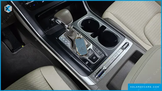 KIA CARNIVAL 9-SEATER PRESTIGE