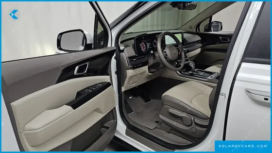 KIA CARNIVAL 9-SEATER PRESTIGE