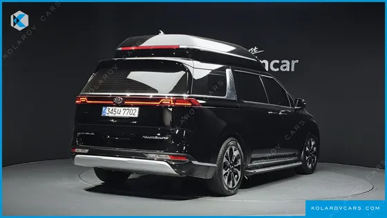 KIA CARNIVAL GASOLINE 7-SEATER HI-LIMOUSINE