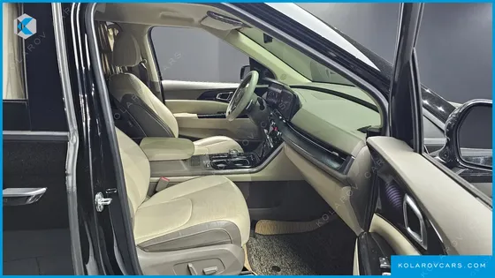 KIA CARNIVAL GASOLINE 7-SEATER HI-LIMOUSINE