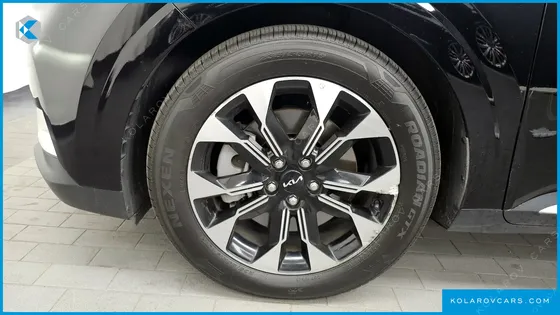 KIA CARNIVAL 7-SEATER NOBLESSE